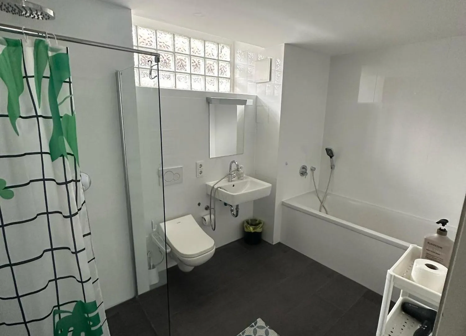 Al Nafurah Apartments Munich