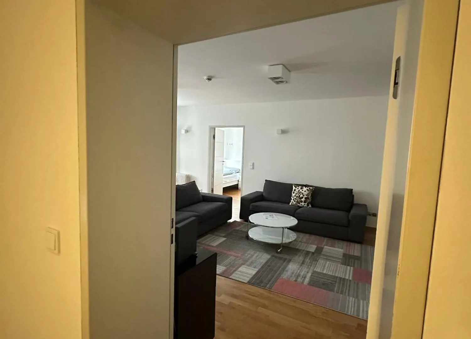 Al Nafurah Apartments Munich