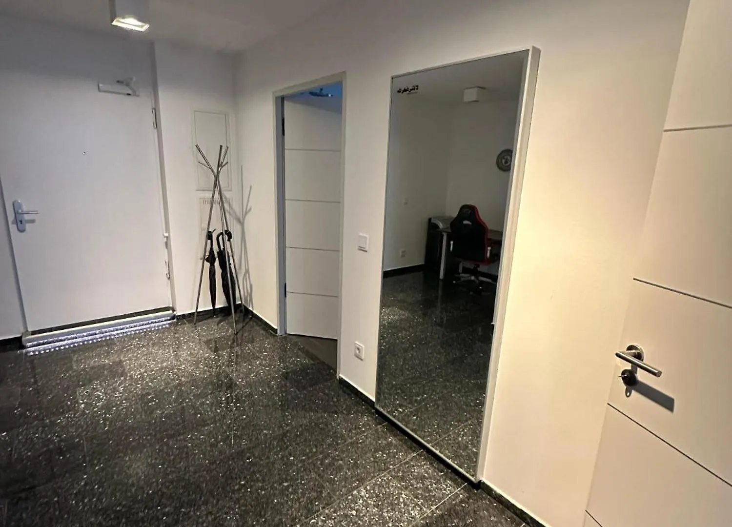 Al Nafurah Apartments Munich Aparthotel