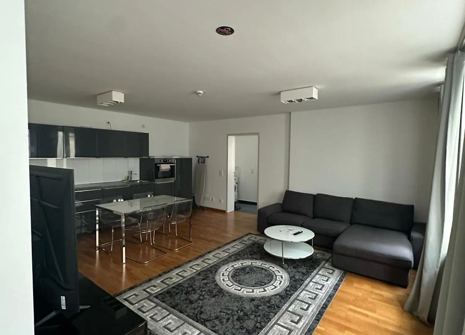 Al Nafurah Apartments Munich