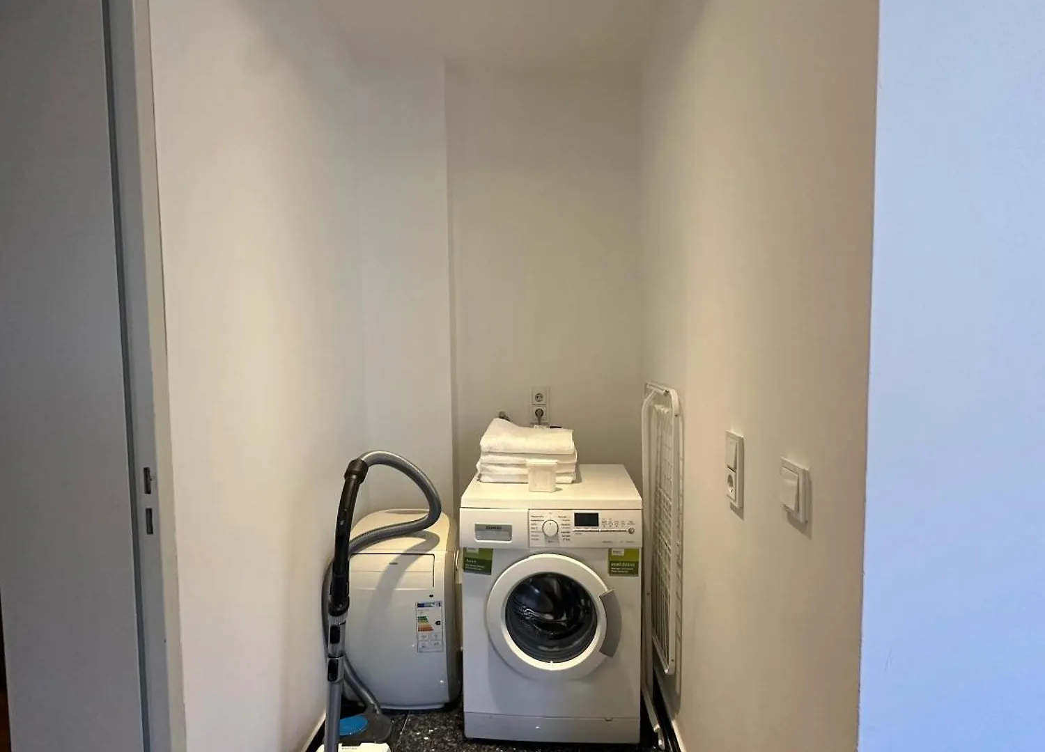 Ξενοδοχείο με διαμερίσματα Al Nafurah Apartments Μόναχο Γερμανία